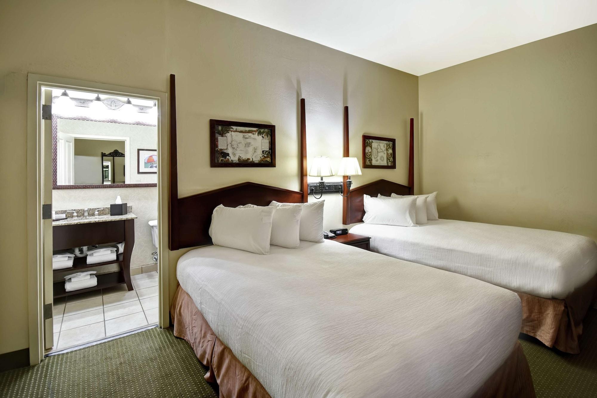 Embassy Suites Charleston - Historic District Екстериор снимка